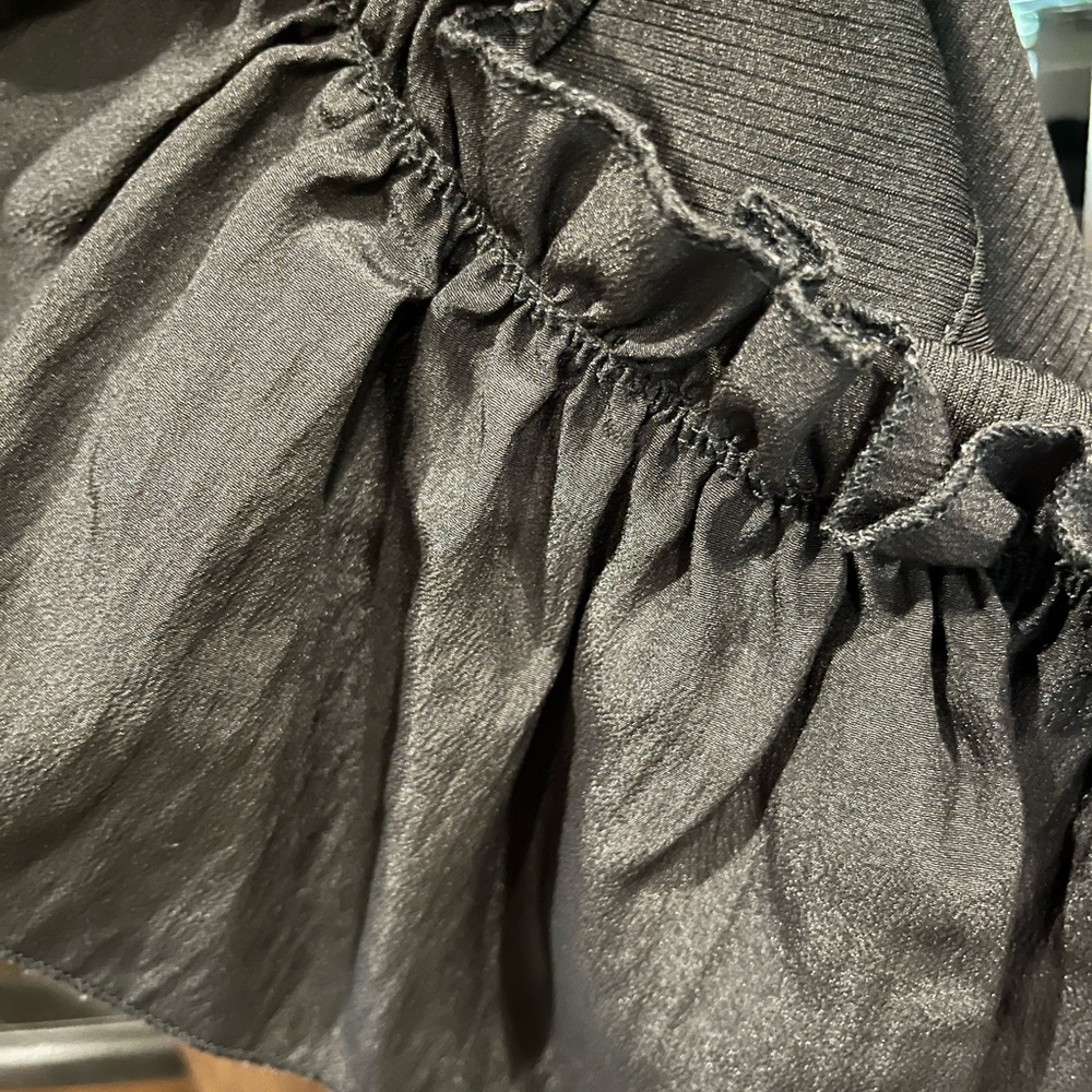 TCEC Black Off-Shoulder Ruffle Top - Picture 5 of 6